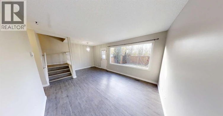 7852 Cedarwood Park, Grande Prairie, AB, T8V 4R8 - 4