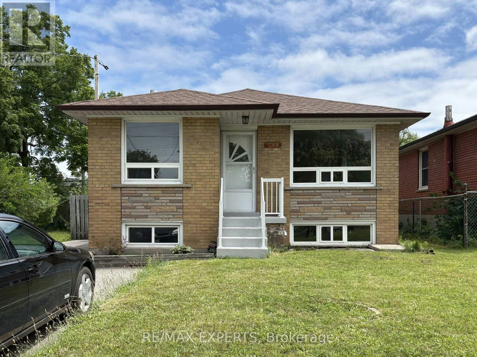 733 Markham Road, Toronto, ON, M1H 2A8