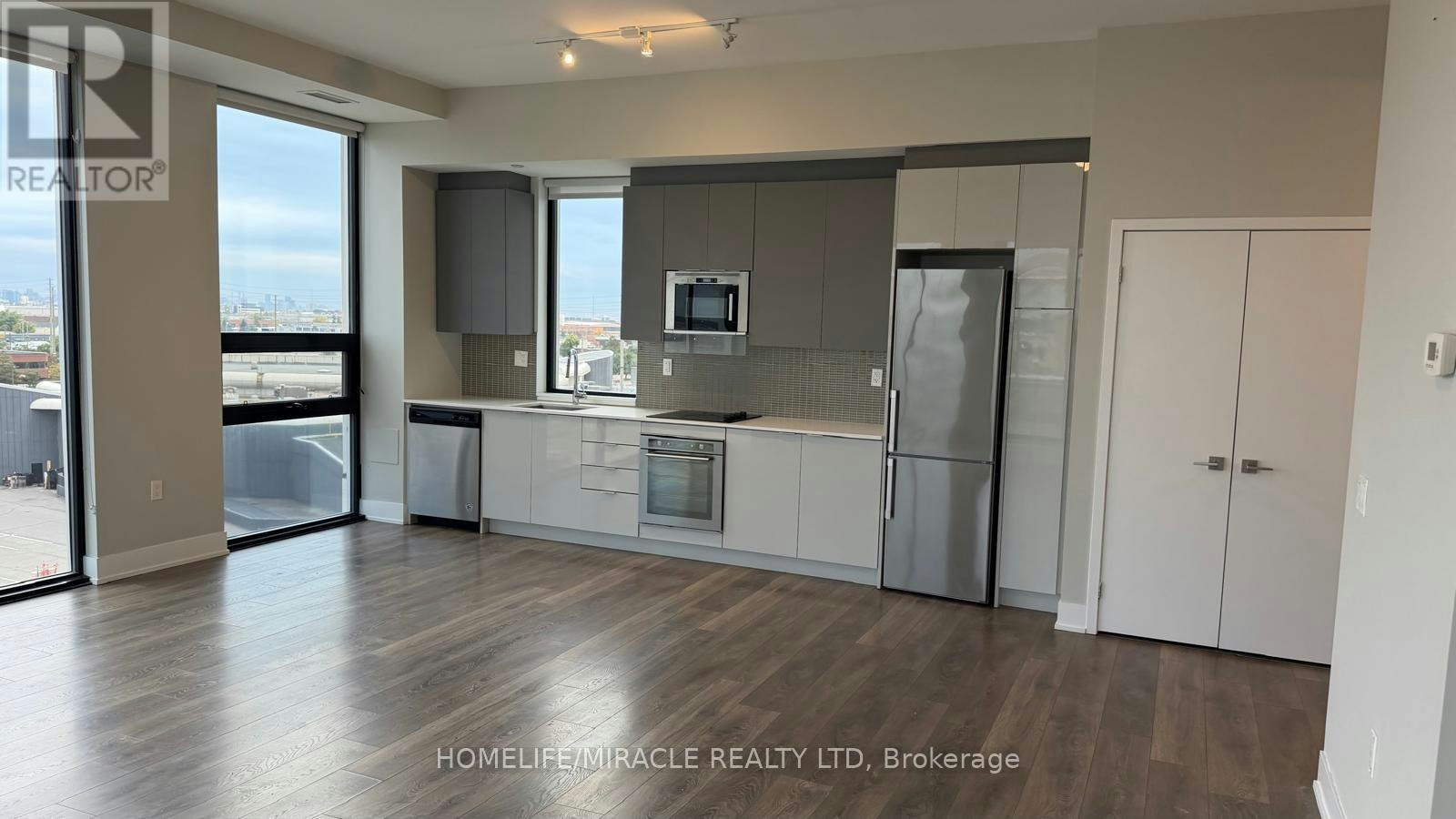 617-2908 7 Highway, Vaughan, ON, L4K 0K5 - 2
