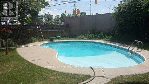 5 Birchbank Road, Brampton, ON, L6T 1L6 - 2