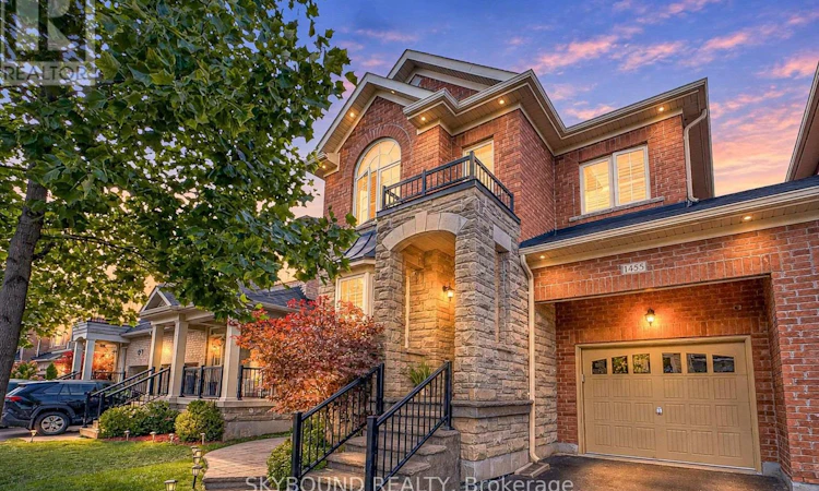 1455 Haws Crescent