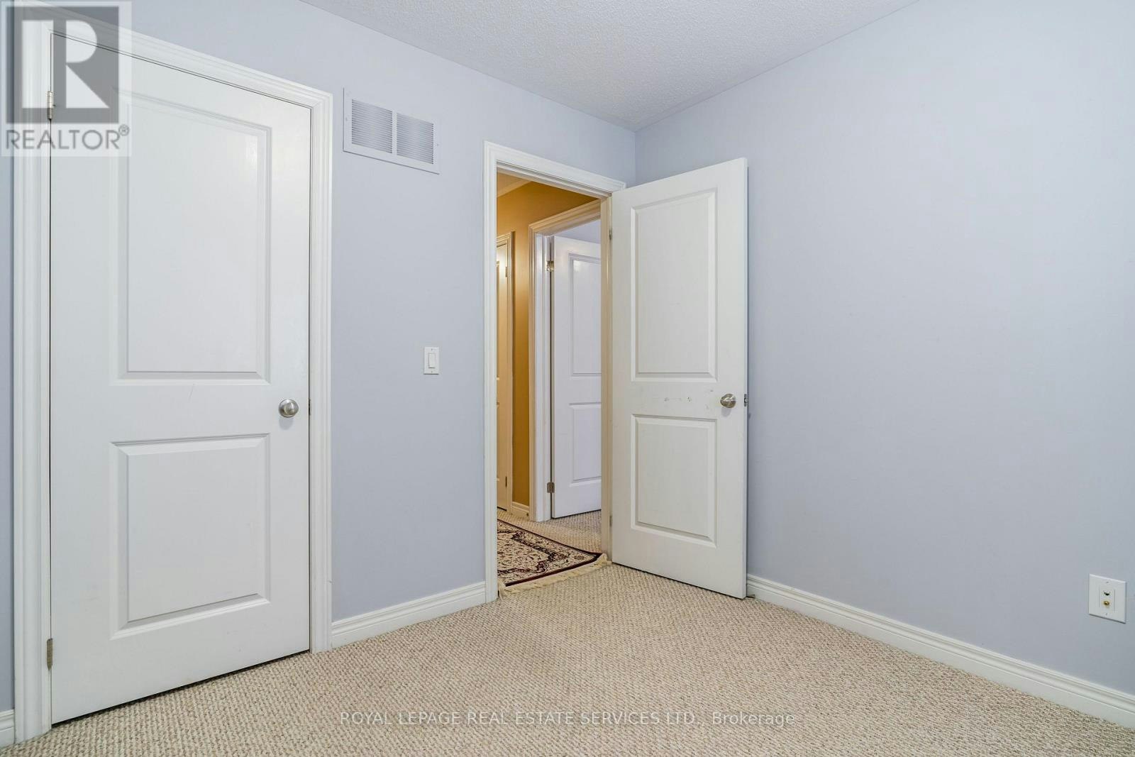 511 Sixteen Mile Drive, Oakville, ON, L6M 0P7 - 40