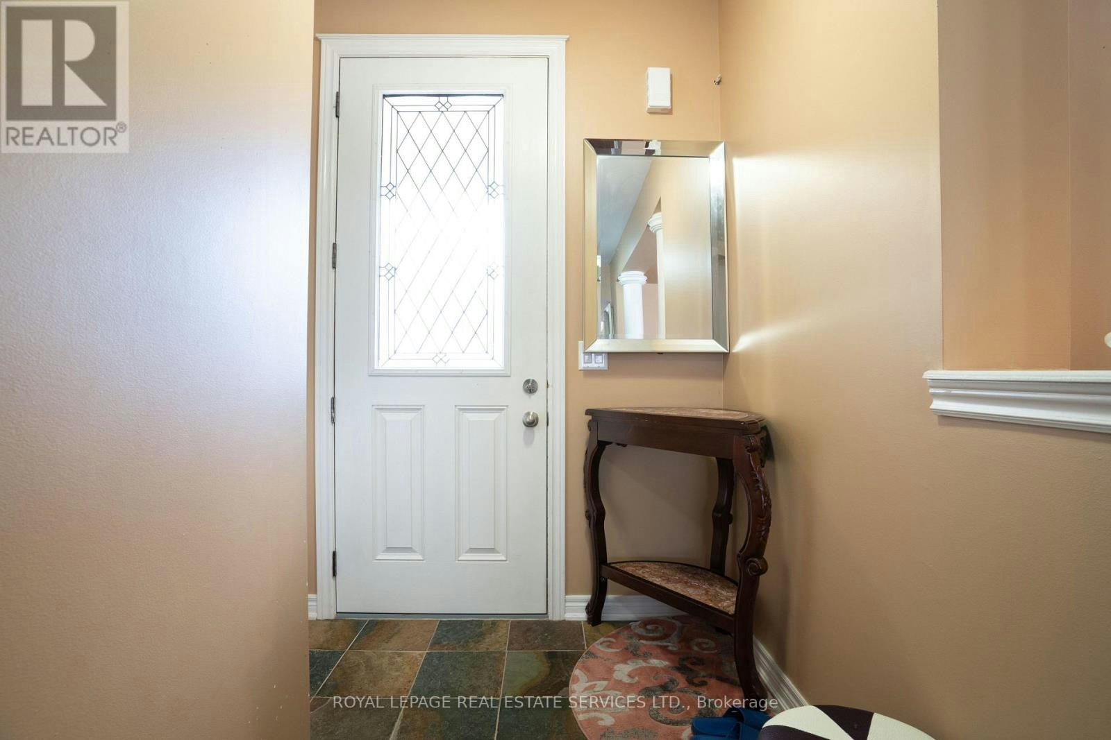 511 Sixteen Mile Drive, Oakville, ON, L6M 0P7 - 4