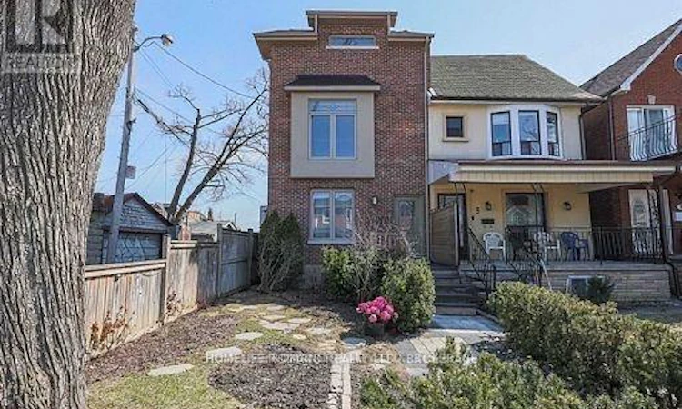 3 Armstrong Avenue