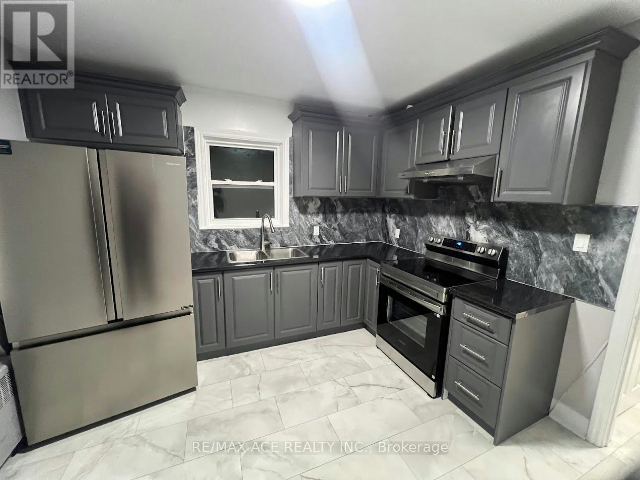 2-21 Towpath Road, Thorold, ON, L2V 2P5