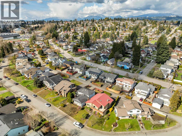 431 Glenbrook Drive, New Westminster, BC, V3L 5J3 - 32