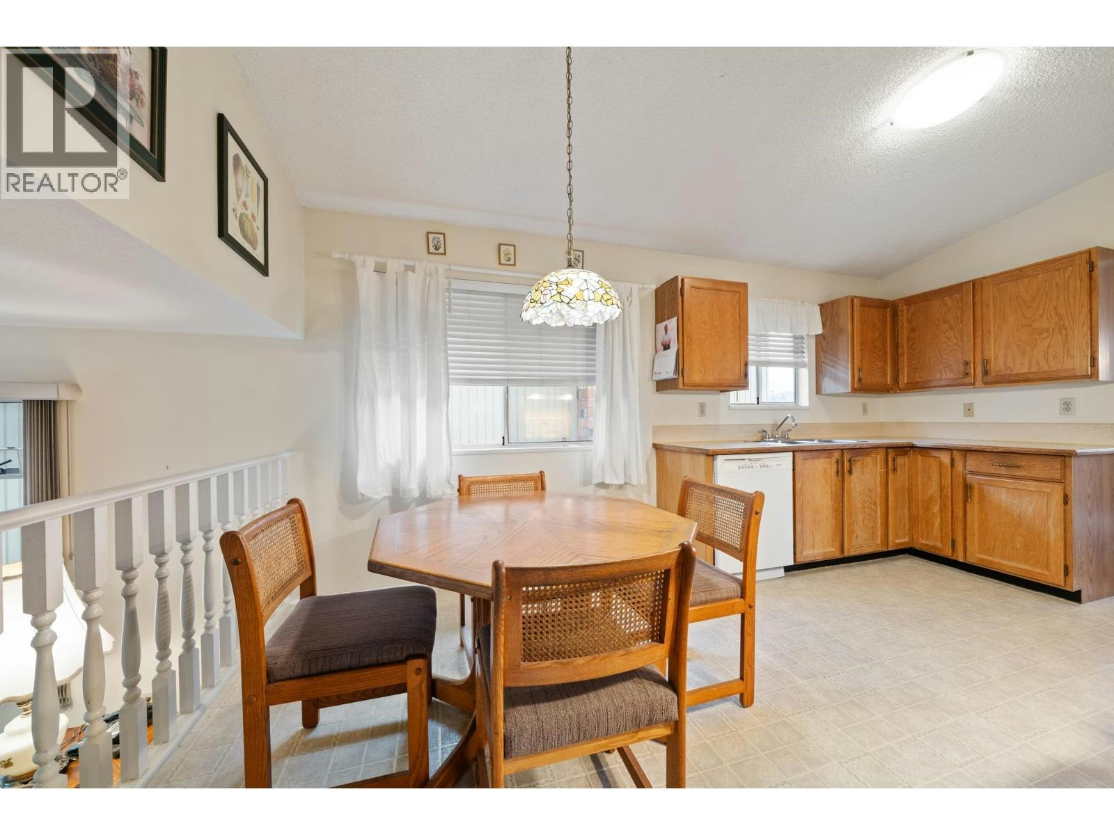 431 Glenbrook Drive, New Westminster, BC, V3L 5J3 - 13