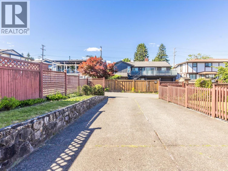431 Glenbrook Drive, New Westminster, BC, V3L 5J3 - 33