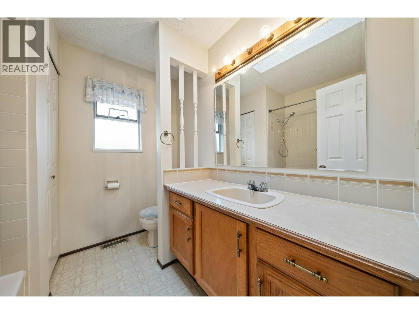 431 Glenbrook Drive, New Westminster, BC, V3L 5J3 - 25