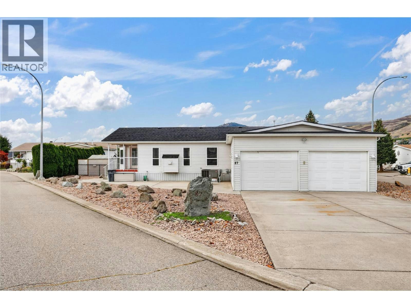 87-6688 Tronson Road - 2
