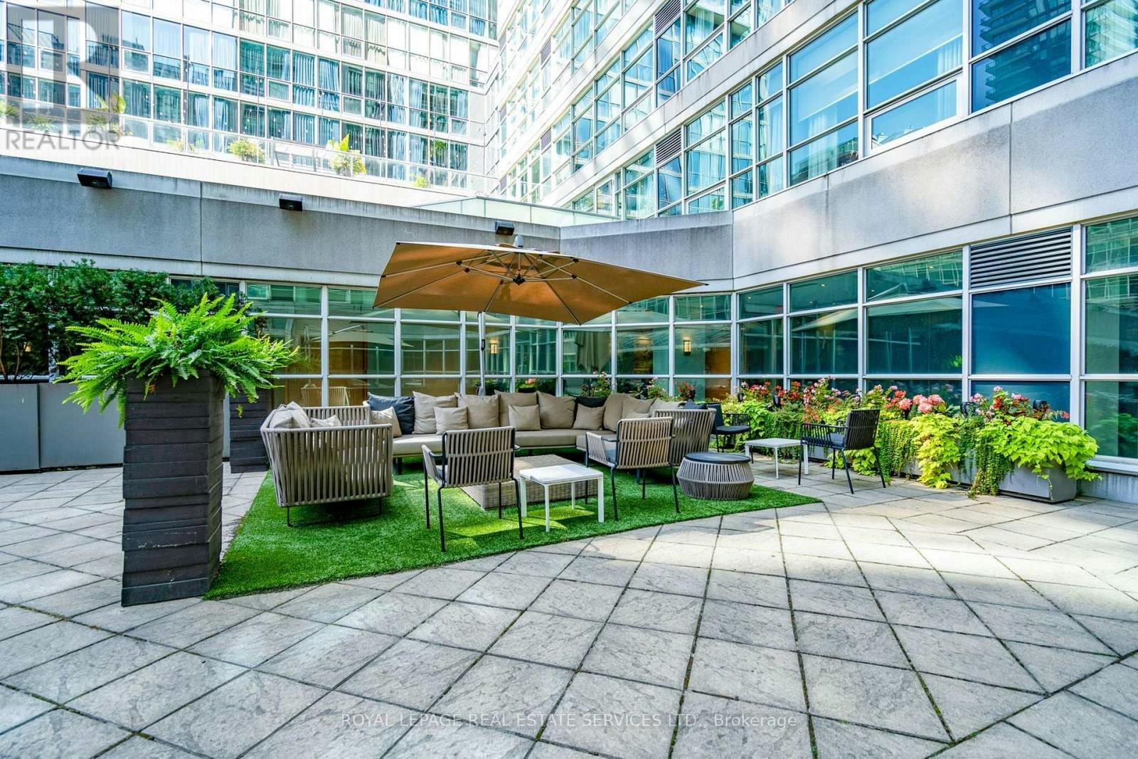 M-18-350 Wellington Street W, Toronto, ON, M5V 3W9 - 23