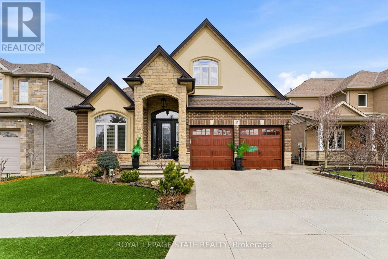 85 Hillcroft Drive, Hamilton, ON, L9J 3W9