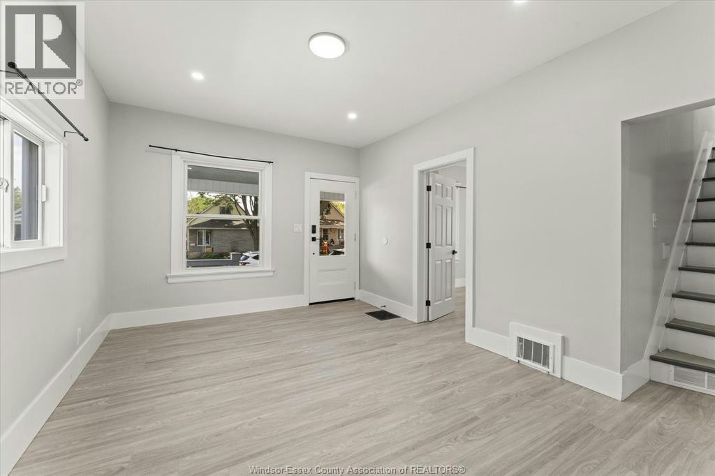 371 Curry, Windsor, ON, N9E 2B6 - 11