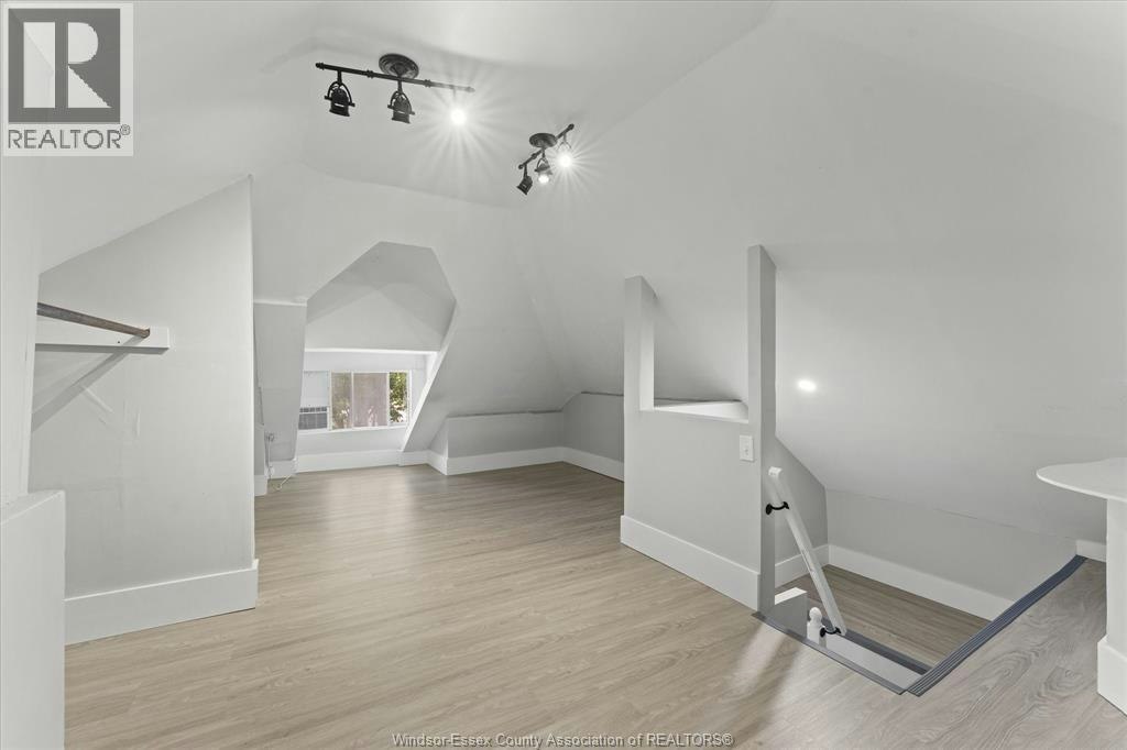 371 Curry, Windsor, ON, N9E 2B6 - 28