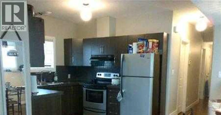 A(DN-11222 75 Avenue, Grande Prairie, AB, T8W 0C5 - 2