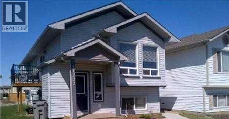 A(DN-11222 75 Avenue, Grande Prairie, AB, T8W 0C5