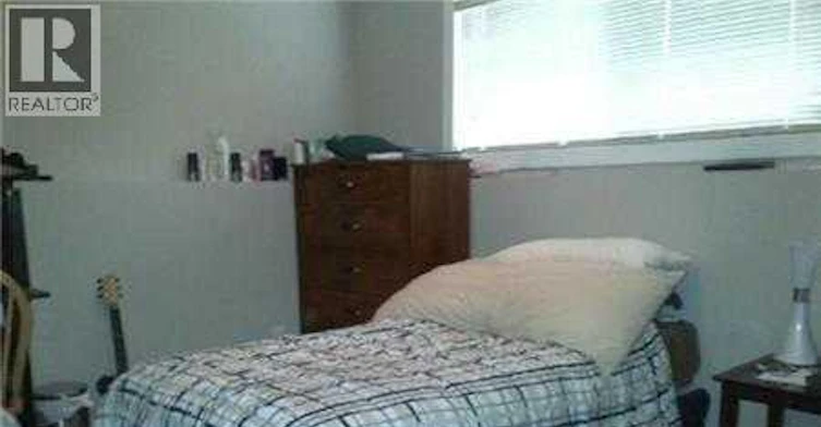 A(DN-11222 75 Avenue, Grande Prairie, AB, T8W 0C5 - 5