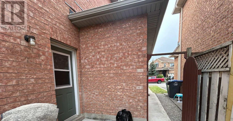 A-11 Villagewood Street, Brampton, ON, L6P 2C4 - 2