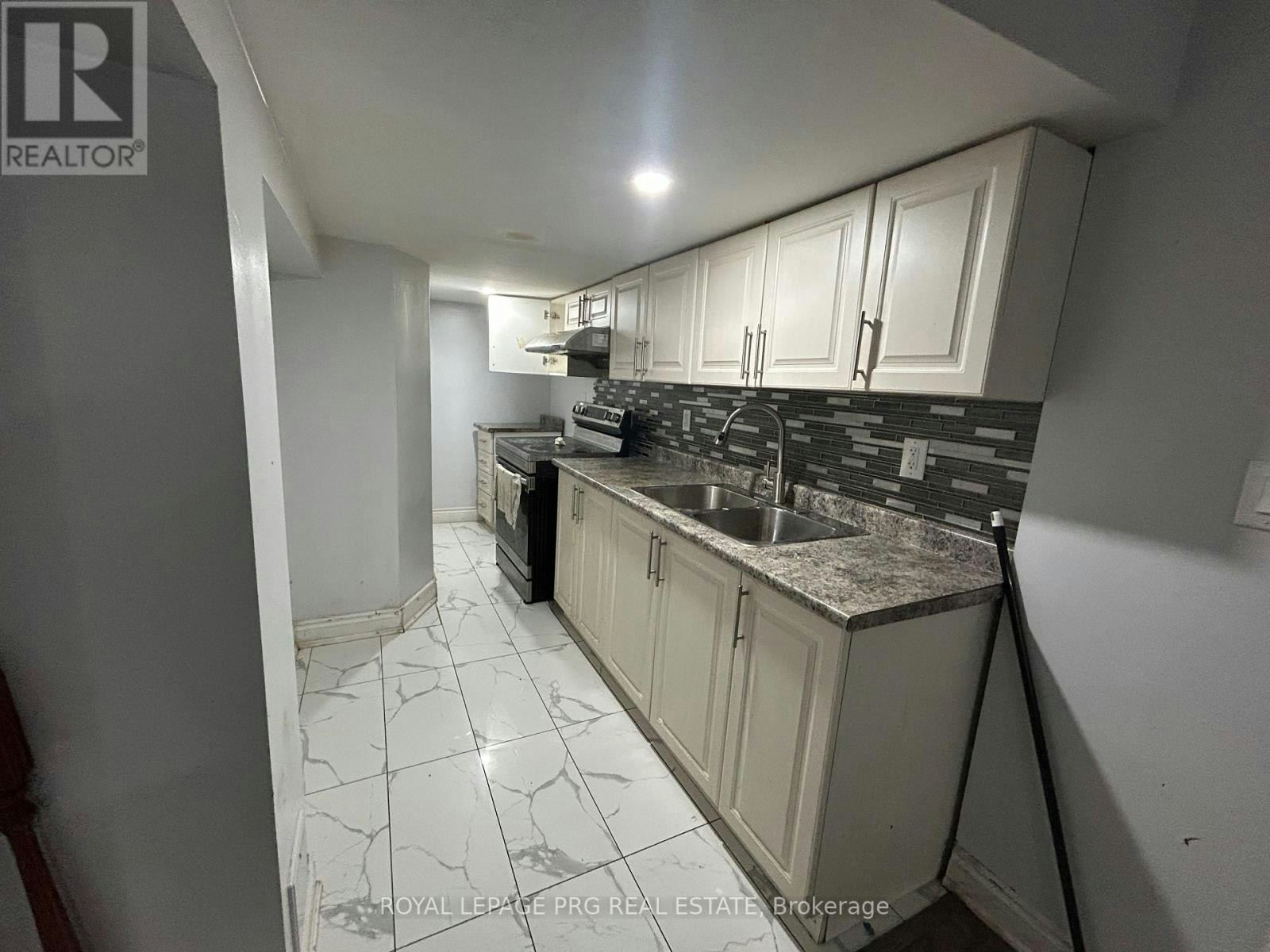 A-11 Villagewood Street, Brampton, ON, L6P 2C4 - 3