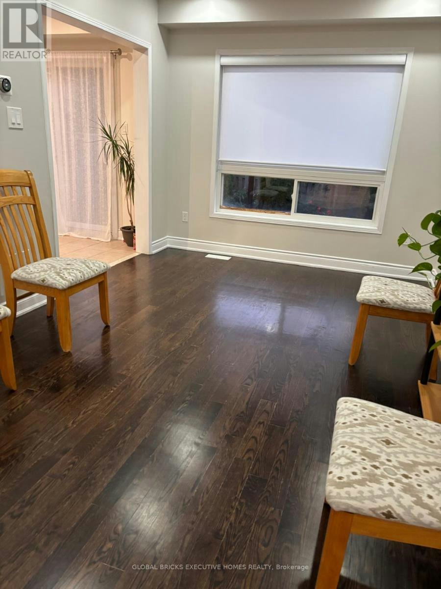 6064 Coxswain Crescent, Mississauga, ON, L5V 2Z9 - 6