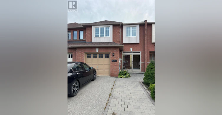 6064 Coxswain Crescent, Mississauga, ON, L5V 2Z9