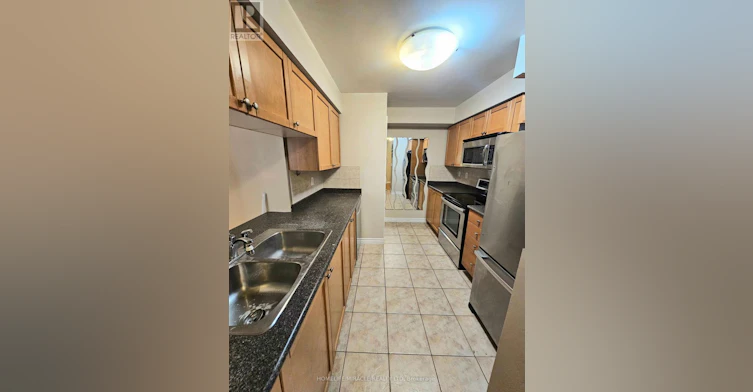 2131-3888 Duke Of York Boulevard, Mississauga, ON, L5B 4P5 - 10