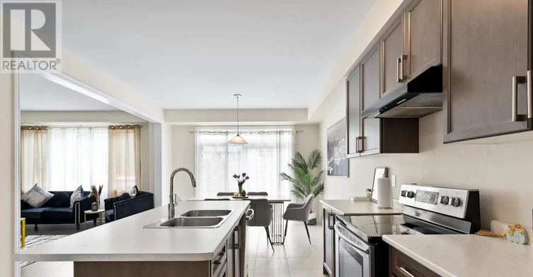 212 Vanilla Trail, Thorold, ON, L2V 0L3 - 9