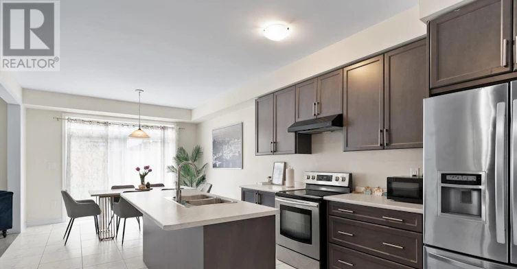 212 Vanilla Trail, Thorold, ON, L2V 0L3 - 8