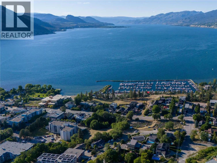 593 Vancouver Avenue, Penticton, BC, V2A 1A4 - 20
