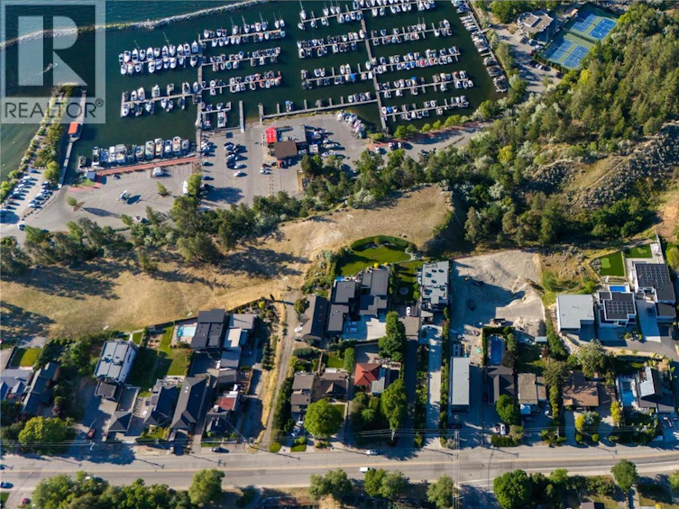 593 Vancouver Avenue, Penticton, BC, V2A 1A4 - 17