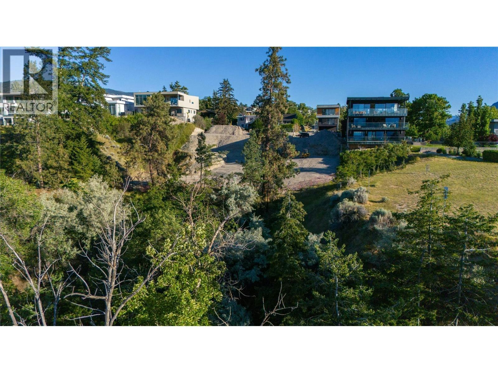 593 Vancouver Avenue, Penticton, BC, V2A 1A4 - 13