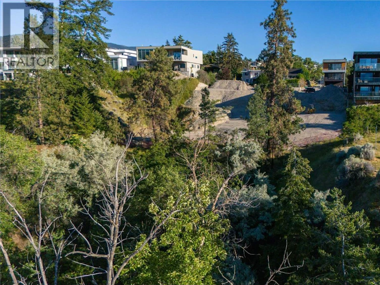593 Vancouver Avenue, Penticton, BC, V2A 1A4 - 13