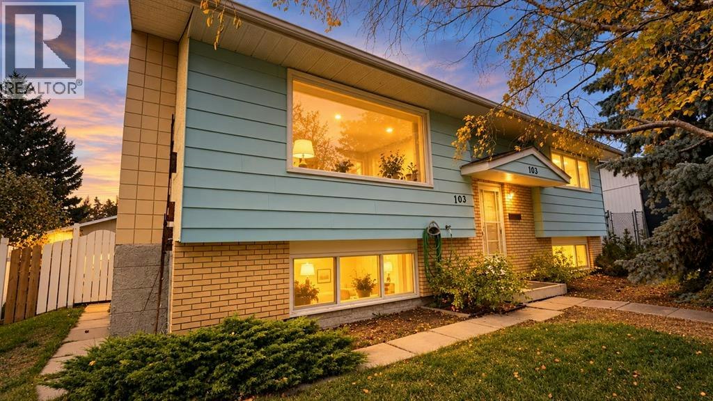 103 Huntcroft Place NE, Calgary, AB, T2K 4E6