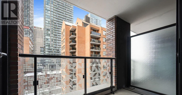 710-101 Roehampton Avenue, Toronto, ON, M4P 2W2 - 17