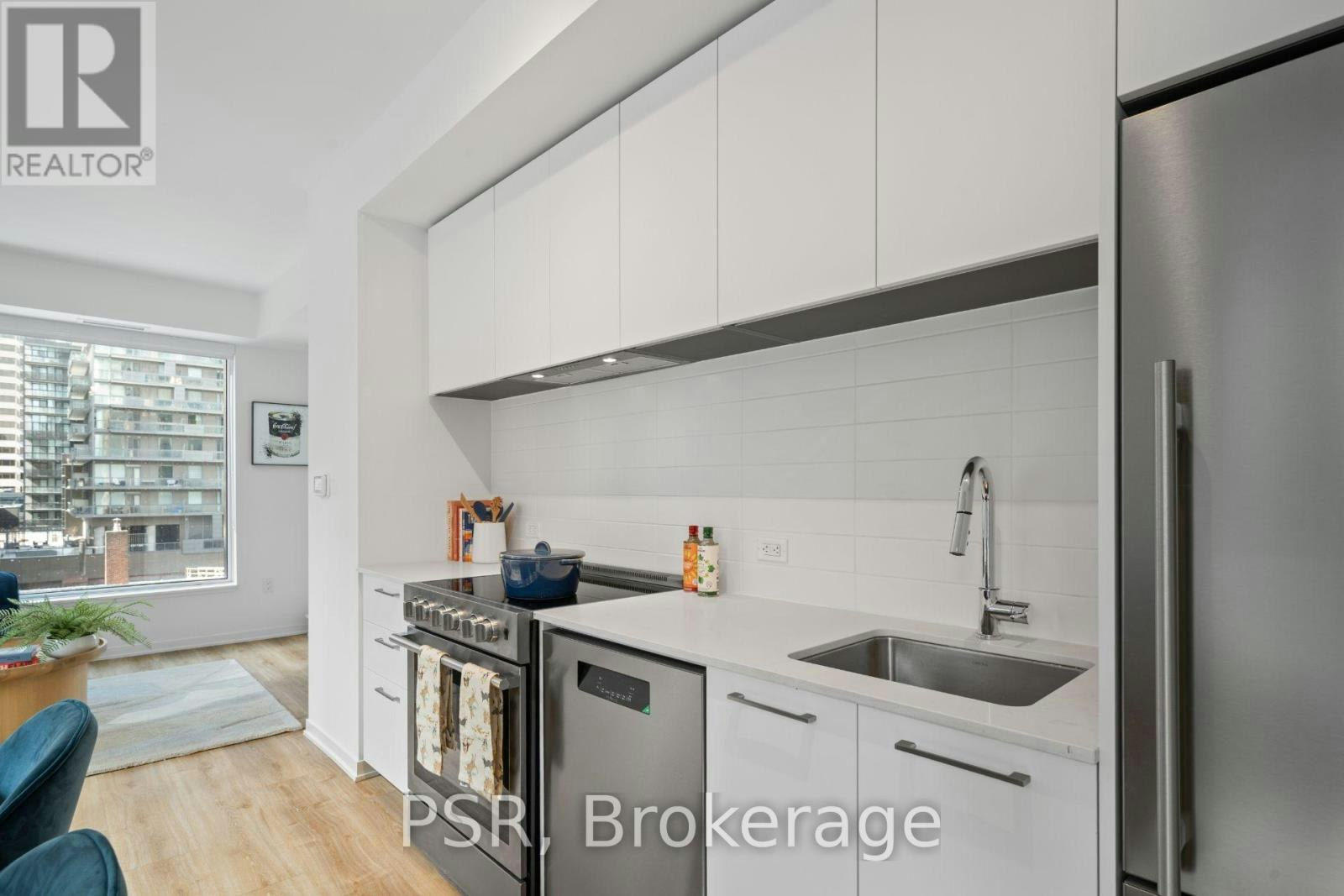 710-101 Roehampton Avenue, Toronto, ON, M4P 2W2 - 5