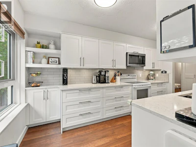 303-1500 Elford Street - 2