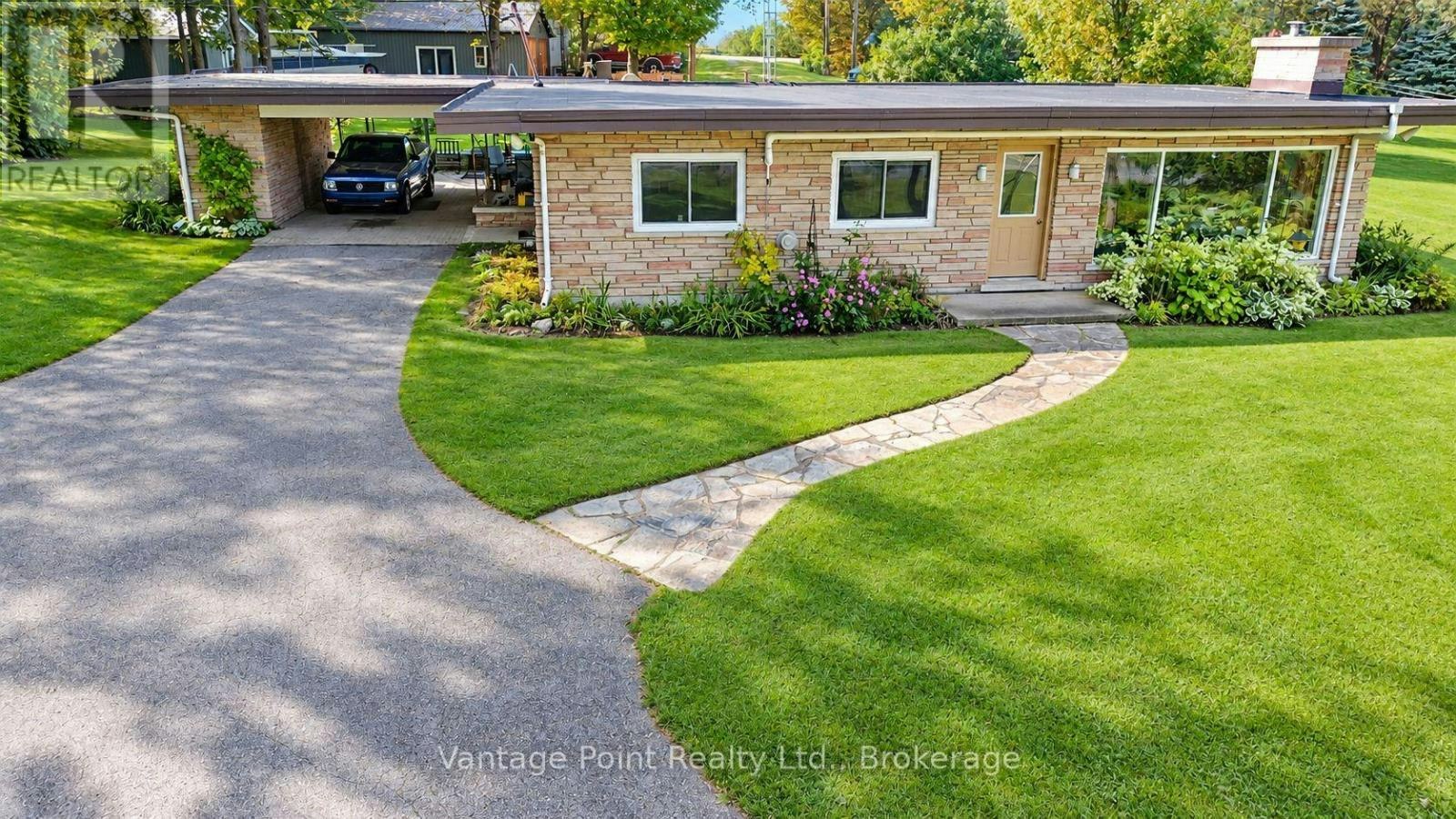 317048-6 10 Highway, Chatsworth, ON, N0H 1G0