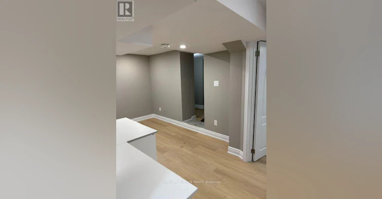 BSMT 2-38 Patina Drive, Toronto, ON, M2H 1R1 - 3