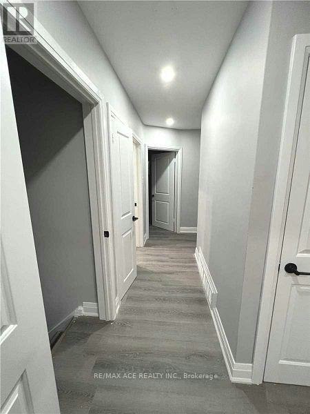 25 Courton Drive, Toronto, ON, M1R 1K7 - 5