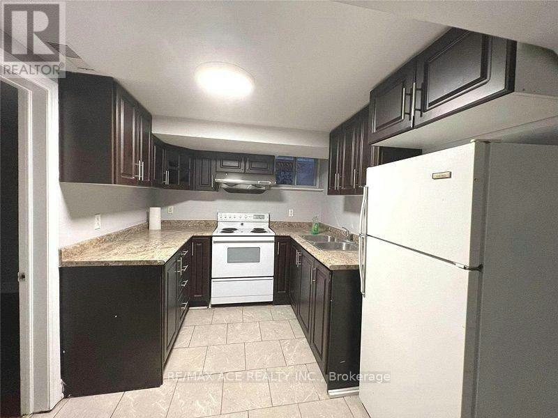 25 Courton Drive, Toronto, ON, M1R 1K7 - 13