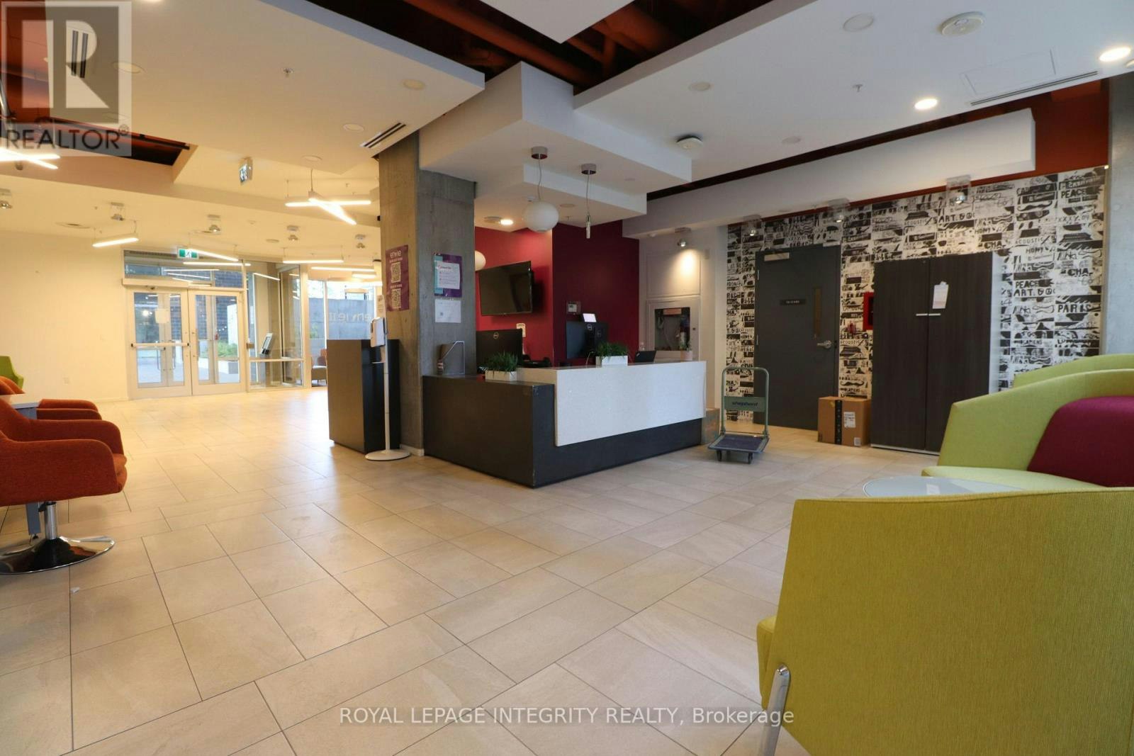 2815-105 Champagne Avenue, Ottawa, ON, K1S 5E5 - 2