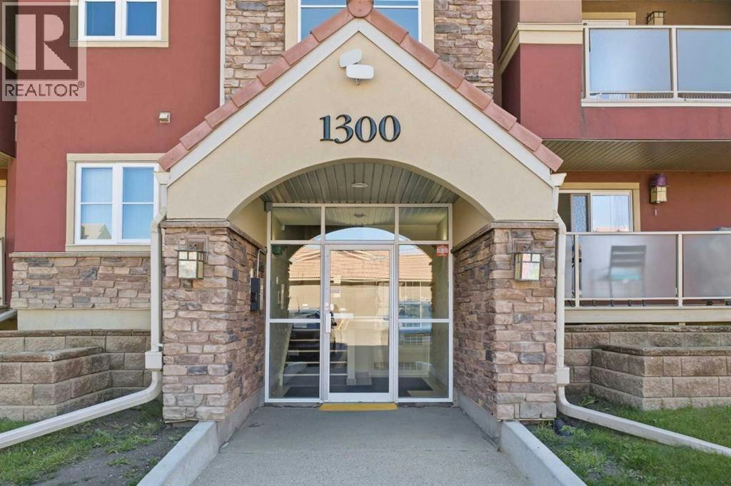 1313 Edenwold Heights NW, Calgary, AB, T3A 3T5