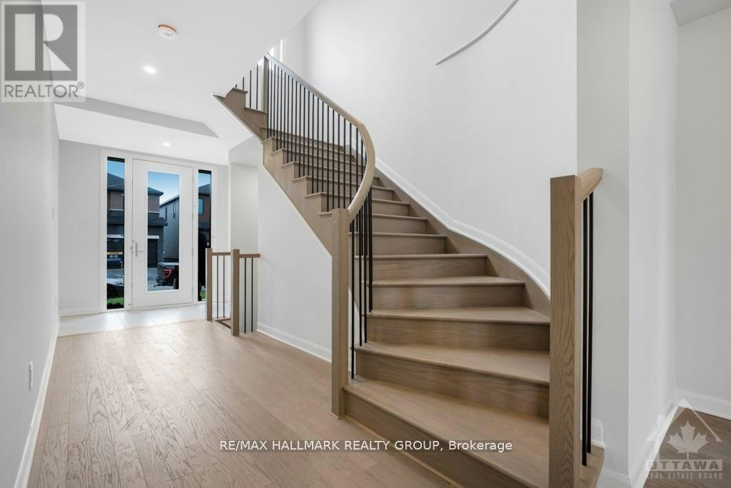 542 Anchor Circle, Manotick, ON, K0A 2E0 - 2