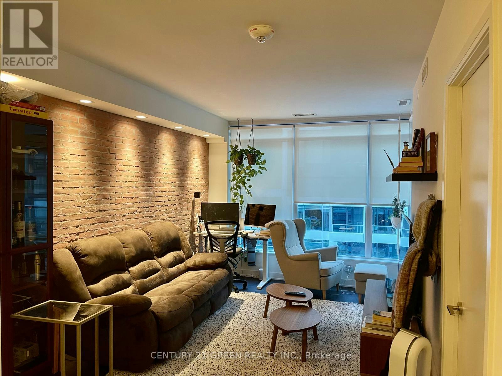 715-27 Bathurst Street, Toronto, ON, M5V 2P1 - 5