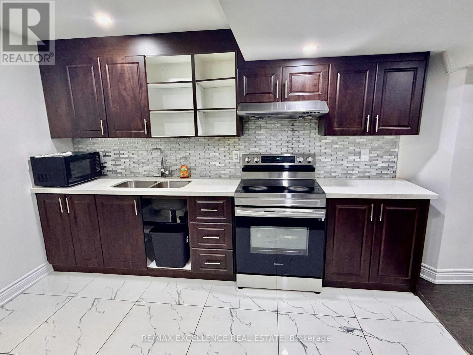 BSMT-24 Lanark Circle, Brampton, ON, L6X 5L3 - 6