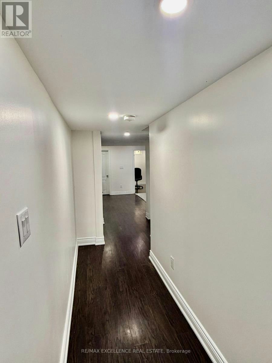 BSMT-24 Lanark Circle, Brampton, ON, L6X 5L3 - 4