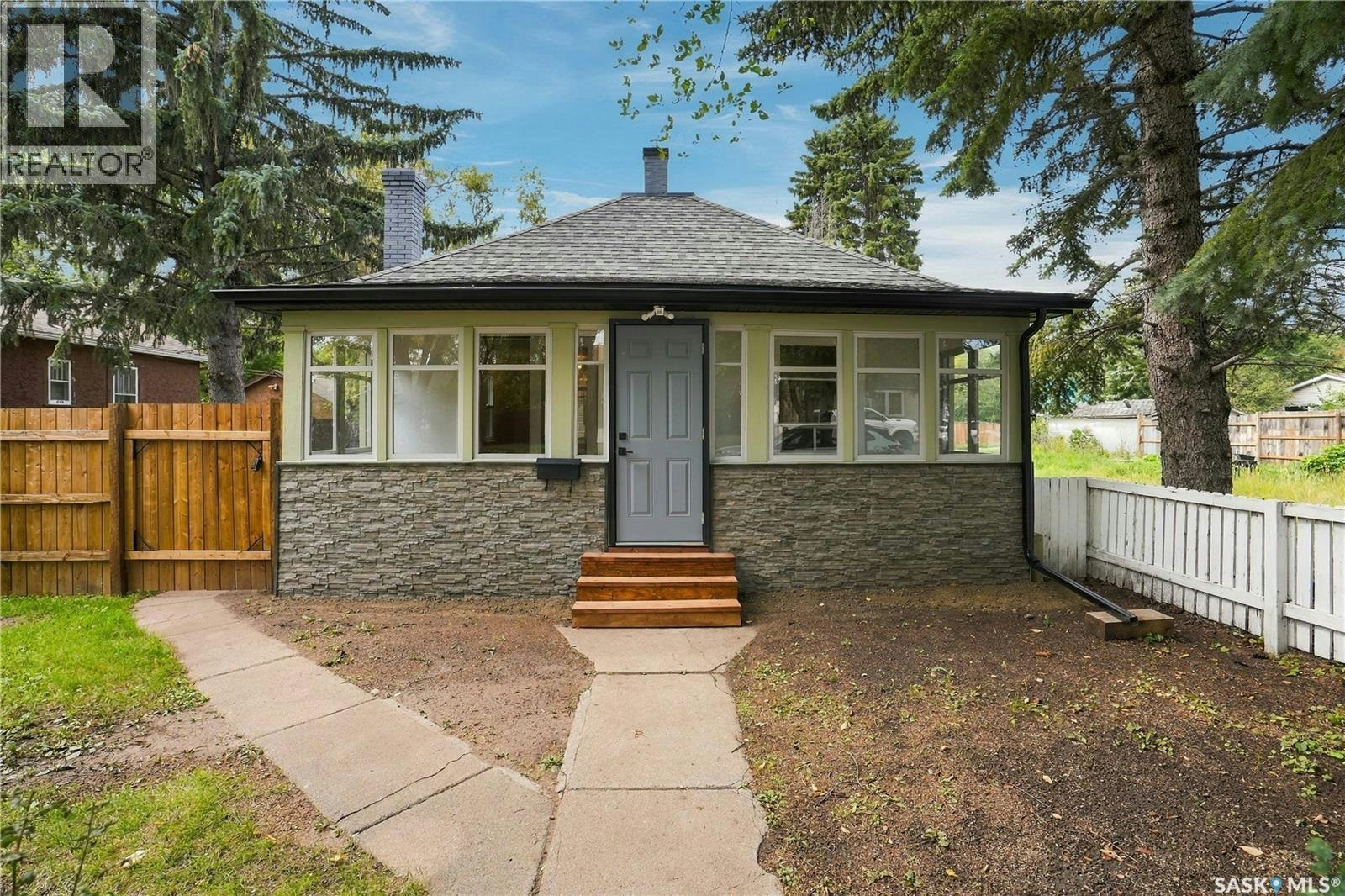 1561 99th Street, North Battleford, SK, S9A 0R2