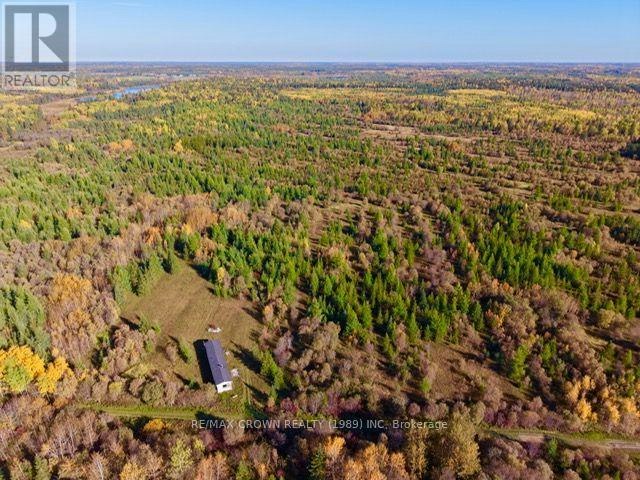 LT-2 Devitt Township, Mattice-Val Côté, ON, P0L 1T0