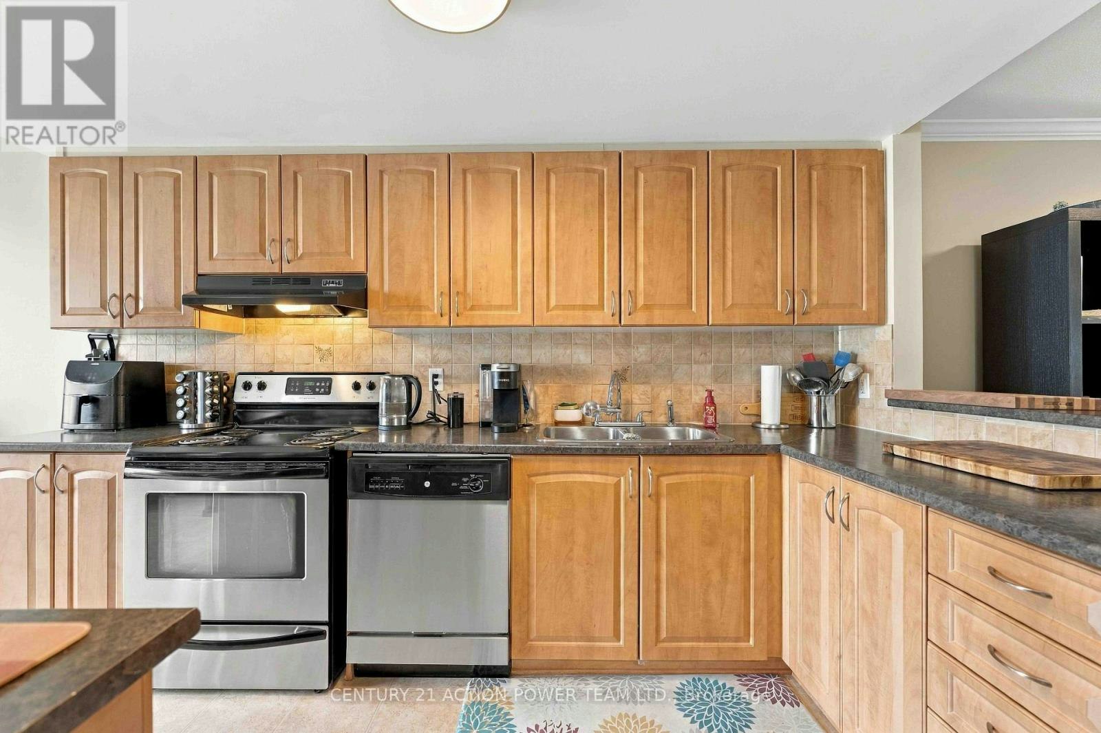 70 Brentmore Private, Ottawa, ON, K4A 0B7 - 9