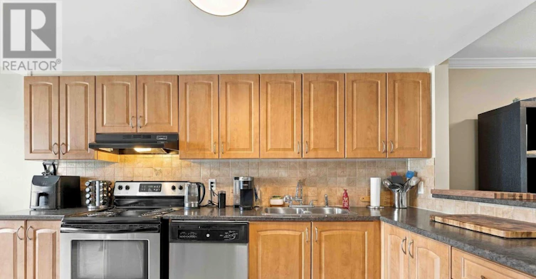 70 Brentmore Private, Ottawa, ON, K4A 0B7 - 9